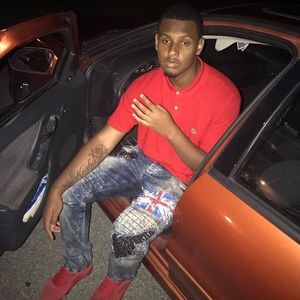 Meet your Posher, Corey